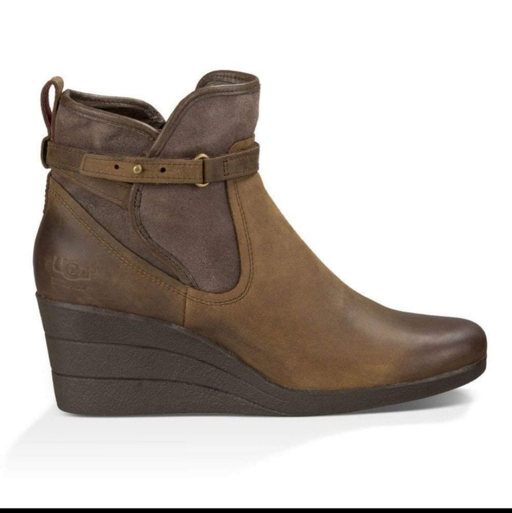 Ugg Emalie wedge leather boots size 8